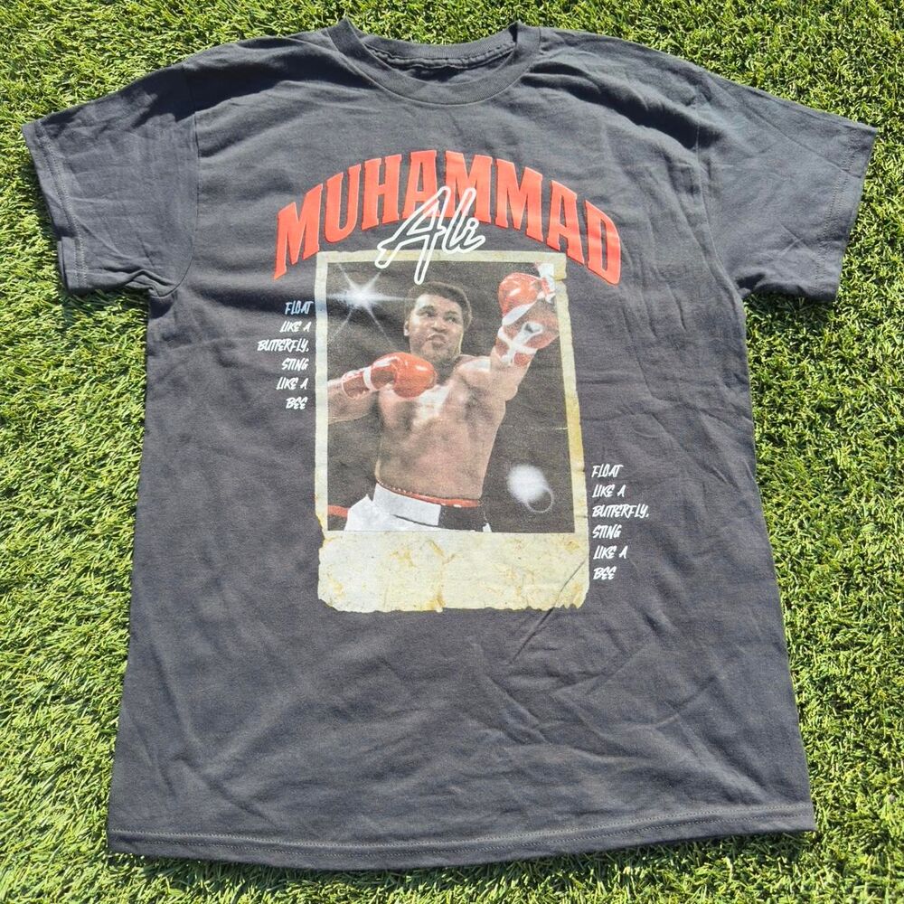 Muhammad Ali Graphic T-Shirt